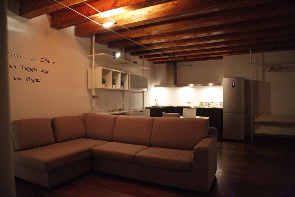 La Casa Di Leo Apartment Vicenza Luaran gambar